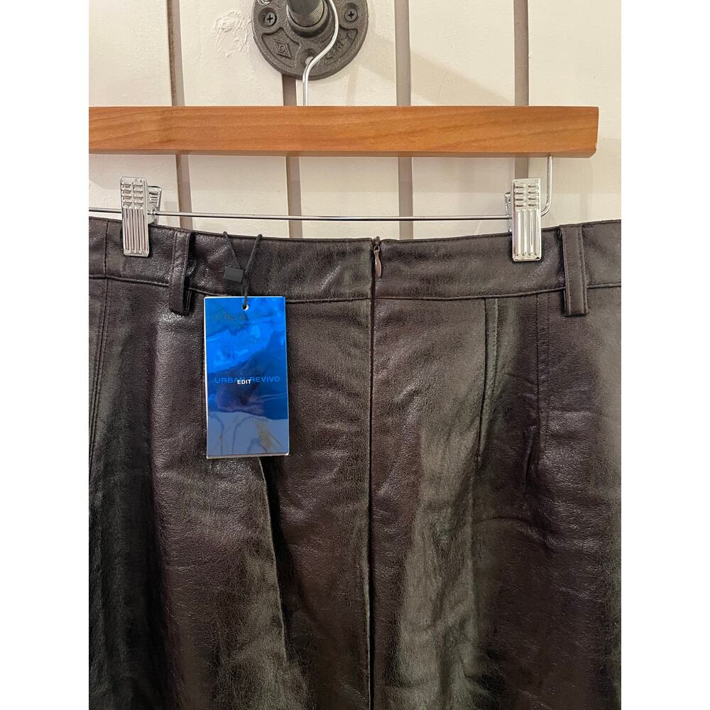 Urban Revivo Faux Leather Skirt - Picture 4 of 7